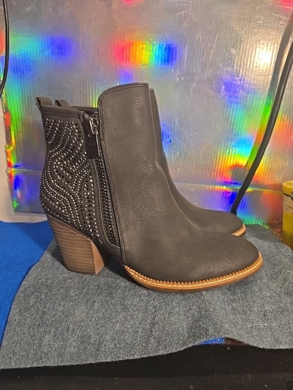 l071726 Corky  boutque Western Rhinestone Booties Black Silky size 8  cost $81.o